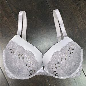 Victoria’s Secret Dream Angels Push-Up Bra